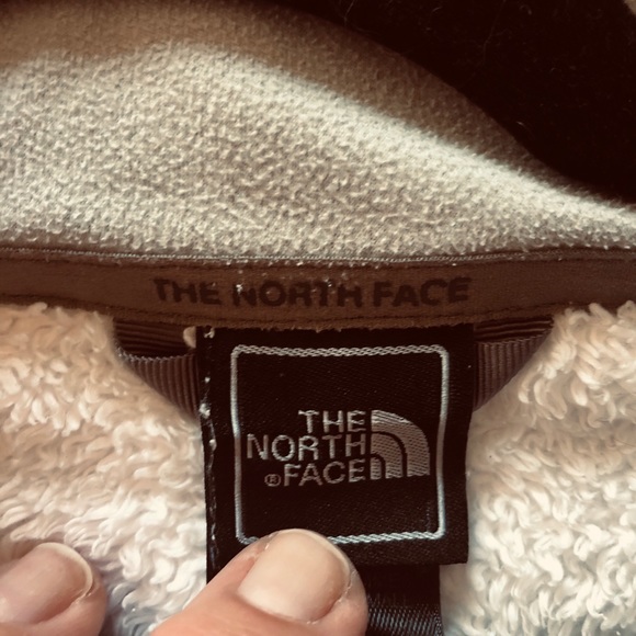 NORTH FACE Zip-up. - Picture 7 of 14